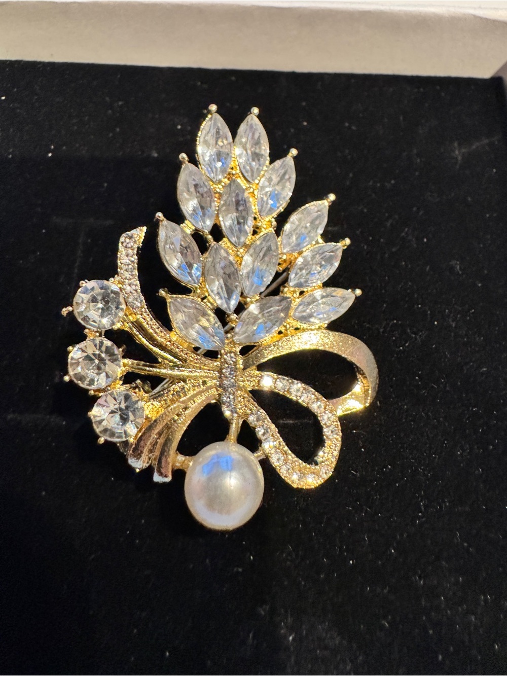 Gold-Tone Crystal & Pearl Floral Brooch - Elegant Women’s Jewelry